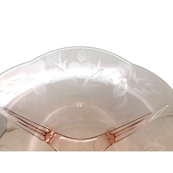 Beautiful Rose Carnival Glass Dish with Very Wide Scalloped Edge Rim -  Embossed - Picture 7 of 9